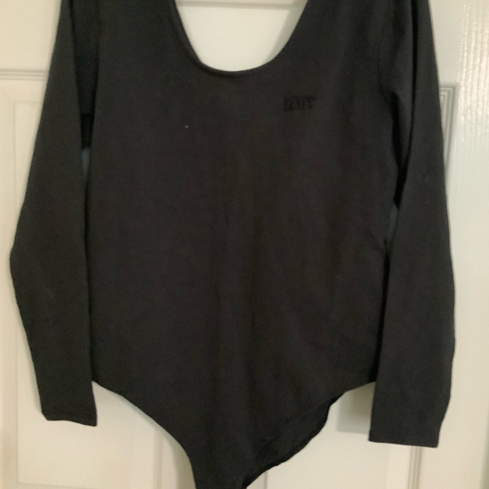 Black Levi’s bodysuit